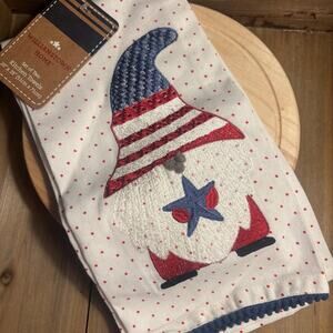 Americana Gnome Williamstown Home Dishtowel Set of 2 NWT